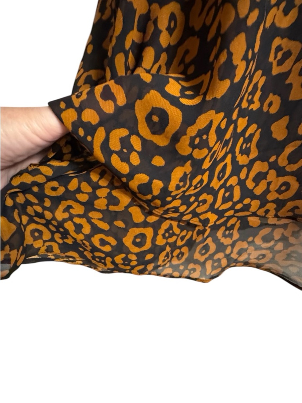 Lane Bryant Leopard Print Flowy V-Neck Top SIZE:  18     #11 - Picture 4 of 8